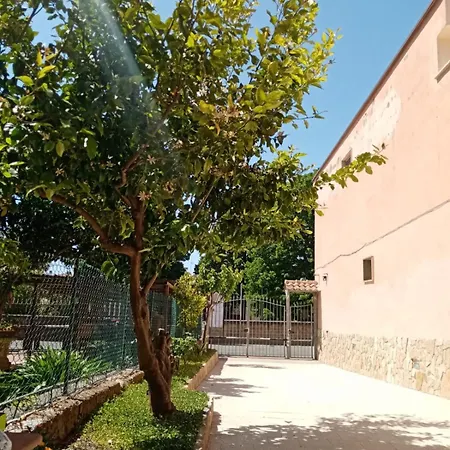 Casa De Grazia * Tarquinia